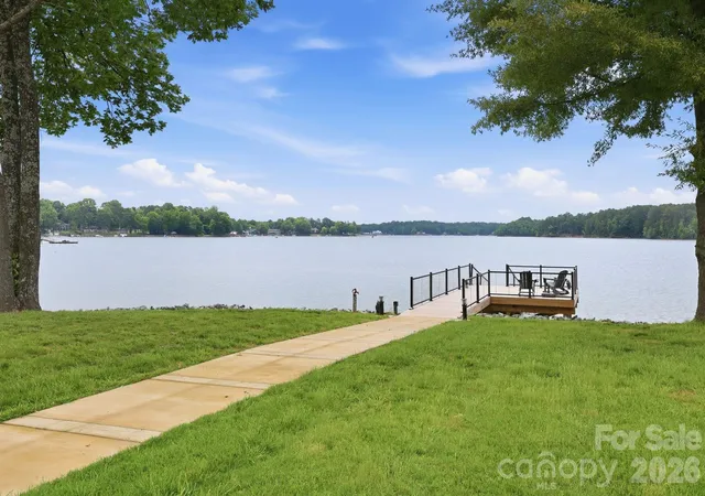 Homes for sale in Salisbury, NC | 420 Skysail Rd, Salisbury, NC 28146 | MLS# 4389093