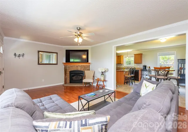 5th image of 25 Inglescott Wy, Alexander, NC 28701 | MLS# 4389101