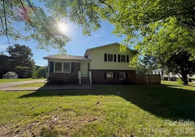 1st image of 122 Wallace St, Boonville, NC 27011 | MLS# 4389117