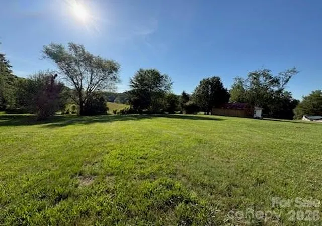 4th image of 122 Wallace St, Boonville, NC 27011 | MLS# 4389117