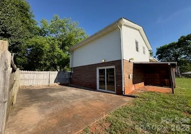 5th image of 122 Wallace St, Boonville, NC 27011 | MLS# 4389117