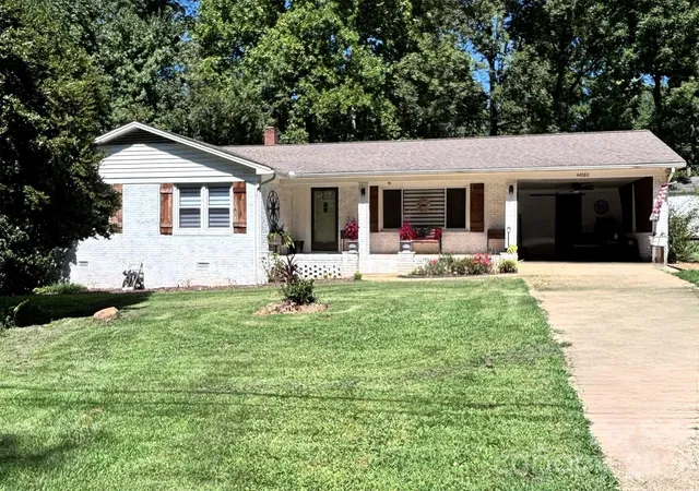 Photo 1 of Single family home for sale at 44080 Woodhurst Rd, New London, NC 28127 | MLS# 4389123 | Listing updated on 2026-09-21