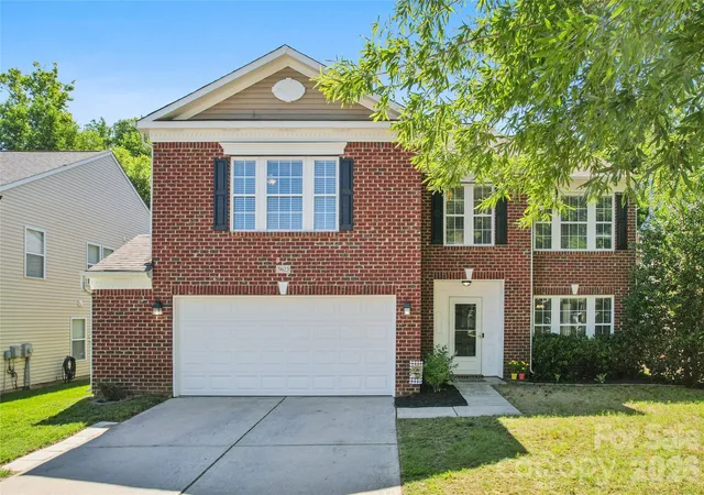 Homes for sale in Harrisburg, NC | 5623 Hammermill Dr, Harrisburg, NC 28075 | MLS# 4389124