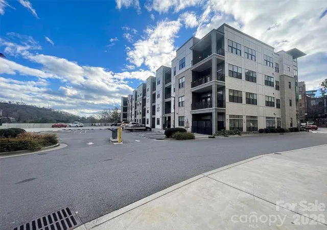 15th image of 55 S Market St #408, Asheville, NC 28801 | MLS# 4389137