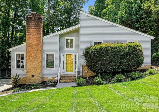 1st image of 7944 Pawtuckett Rd, Charlotte, NC 28214 | MLS# 4389168