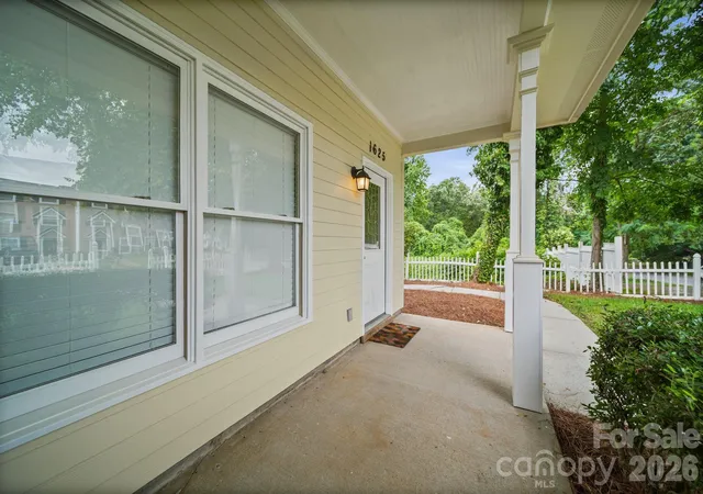 Photo 2 of Townhouse for sale at 1625 Begonia Way, Rock Hill, SC 29732 | MLS# 4389196 | Listing updated on 2026-06-24