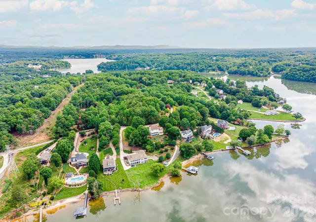 2nd image of 5700 Crown Ter, Hickory, NC 28601 | MLS# 4389220
