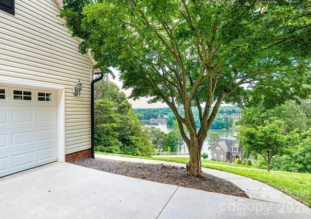 4th image of 5700 Crown Ter, Hickory, NC 28601 | MLS# 4389220