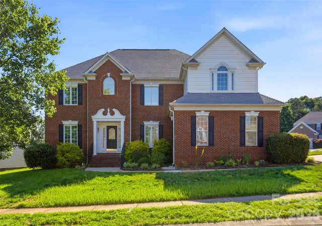 Photo 1 of Single family home for sale at 13937 Dovehunt Pl, Charlotte, NC 28277 | MLS# 4389228 | Listing updated on 2026-10-03