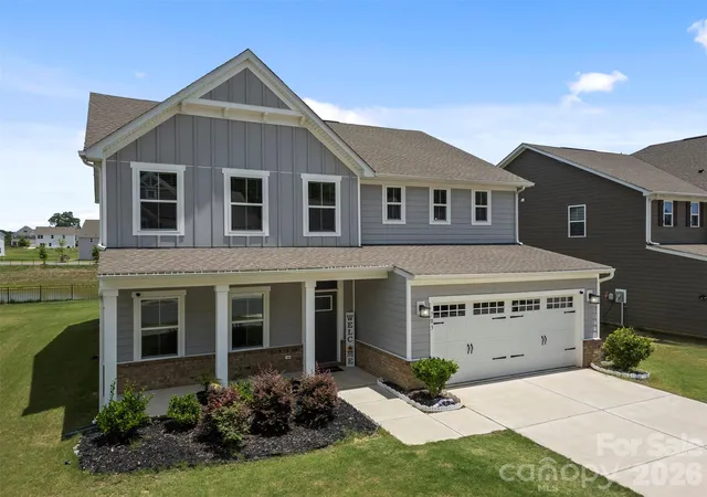 Photo 3 of Single family home for sale at 703 Dogwood Crk Ln, Indian Trail, NC 28079 | MLS# 4389339 | Listing updated on 2026-09-13