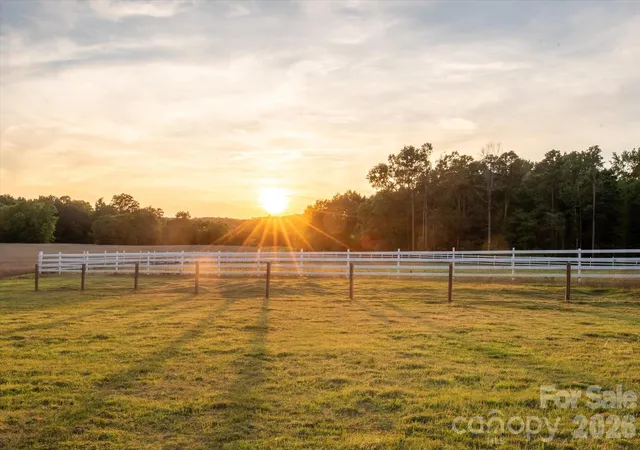 4th image of 2206 Camden Rd, Wingate, NC 28174 | MLS# 4389395