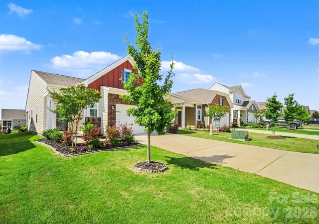 Photo 1 of Single family home for sale at 1417 Turkey Roost Rd, Fort Mill, SC 29715 | MLS# 4389421 | Listing updated on 2026-08-26