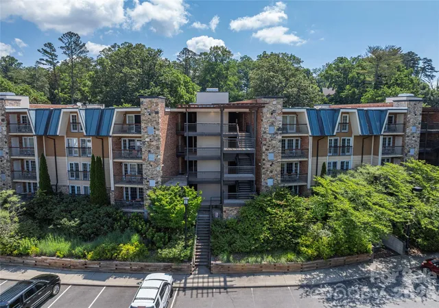 2nd image of 222 Bowling Park Rd, Asheville, NC 28803 | MLS# 4389435