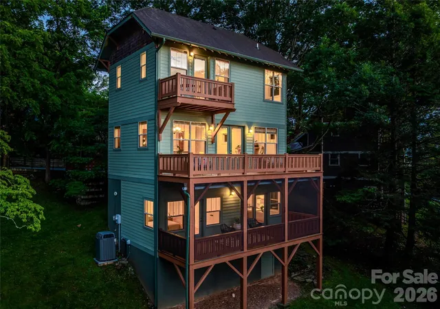 2nd image of 14 Sunset Dr, Asheville, NC 28804 | MLS# 4389436
