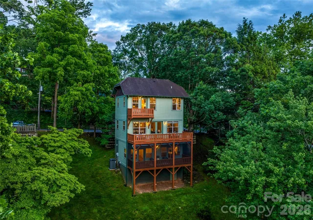 5th image of 14 Sunset Dr, Asheville, NC 28804 | MLS# 4389436