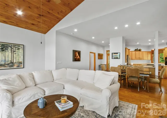 4th image of 115 Stoney Falls Loop #D1, Burnsville, NC 28714 | MLS# 4389438