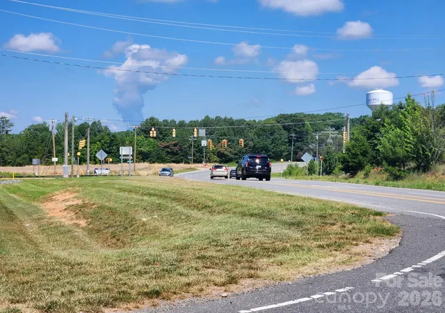 2nd image of 1950 Holbrook Rd #3, Fort Mill, SC 29715 | MLS# 4389451