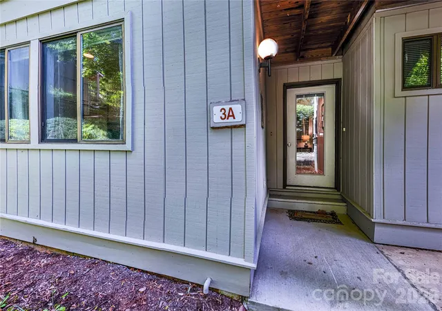 Homes for sale in Asheville, NC | 3A Cedarwood Dr, Asheville, NC 28803 | MLS# 4389479