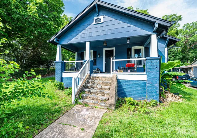 1st image of 224 Broadway St Nw, Lenoir, NC 28645 | MLS# 4389505
