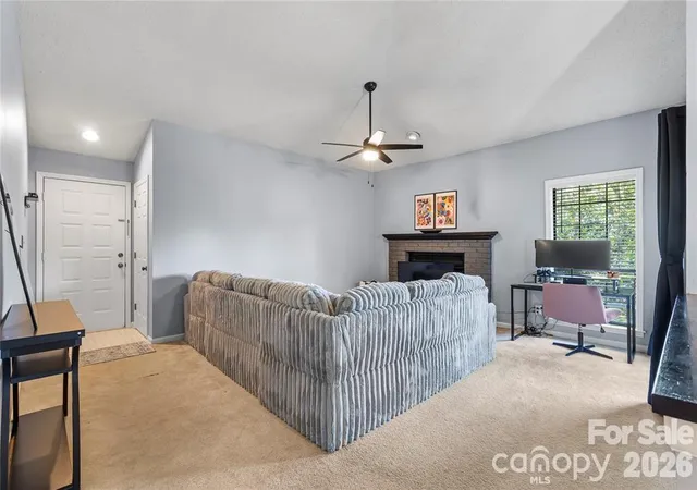 image of 5870 Harris Grove Ln, Charlotte, NC 28212 | MLS# 4389535