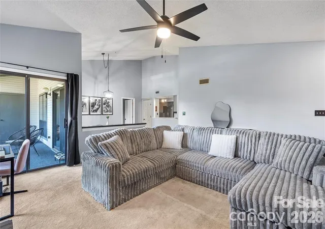 image of 5870 Harris Grove Ln, Charlotte, NC 28212 | MLS# 4389535