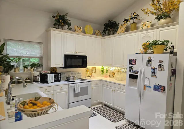 Photo 2 of Single family home for sale at 6313 Lily Pad Ct, Charlotte, NC 28262 | MLS# 4389544 | Listing updated on 2026-09-02