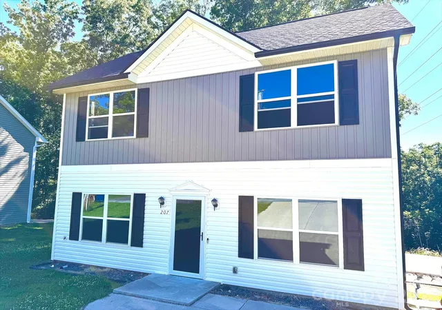 2nd image of 207 Freedom Dr, Albemarle, NC 28001 | MLS# 4389545