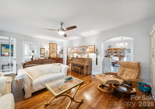 Homes for sale in Spruce Pine, NC | 44 Hemlock Ave, Spruce Pine, NC 28777 | MLS# 4389574