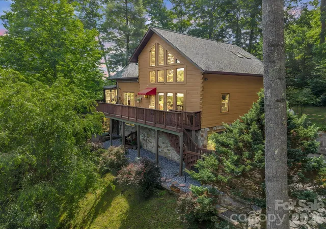Homes for sale in Spruce Pine, NC | 247 Woods Rd, Spruce Pine, NC 28777 | MLS# 4389660