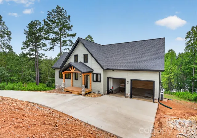 Photo 3 of Single family home for sale at 2199 Castle Peak Mountain, Connellys Springs, NC 28612 | MLS# 4389666 | Listing updated on 2026-09-24