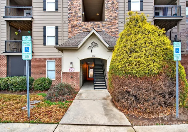 2nd image of 202 Brickton Vlg Cir, Fletcher, NC 28732