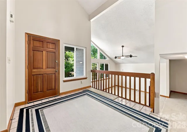 3rd image of 14301 Harbor Estate Rd, Charlotte, NC 28278 | MLS# 4389673