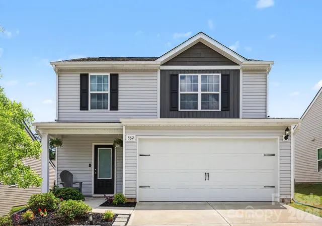 Homes for sale in Richburg, SC | 562 Lamorak Pl, Richburg, SC 29729 | MLS# 4389679