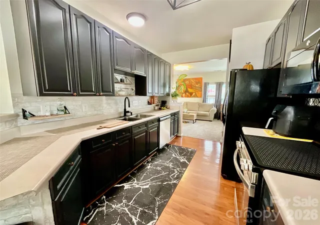 Photo 2 of Townhouse for sale at 1965 Charlotte Hwy #406, Mooresville, NC 28115 | MLS# 4389711 | Listing updated on 2026-09-10