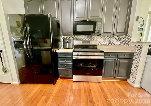 Photo 3 of Townhouse for sale at 1965 Charlotte Hwy #406, Mooresville, NC 28115 | MLS# 4389711 | Listing updated on 2026-09-10