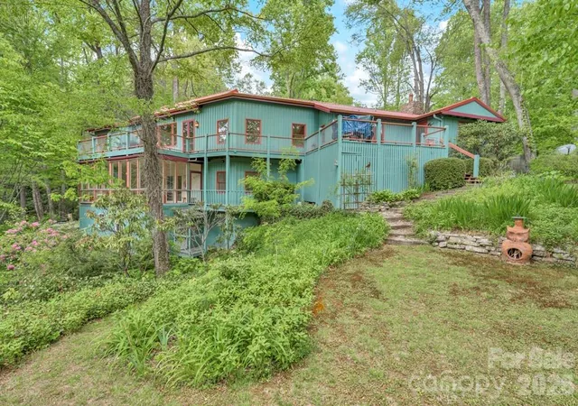 Photo 2 of Single family home for sale at 1590 Shulls Ml Rd, Boone, NC 28607 | MLS# 4389715 | Listing updated on 2026-07-29