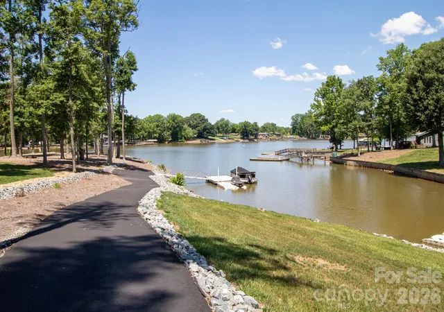 3rd image of 794 Riverwood Dr, Lexington, NC 27292 | MLS# 4389743