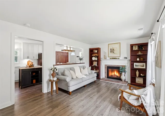 3rd image of 9418 Split Rail Ln, Charlotte, NC 28227 | MLS# 4389758