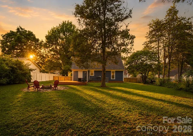 2nd image of 9418 Split Rail Ln, Charlotte, NC 28227 | MLS# 4389758