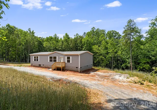 Homes for sale in Nebo, NC | 67 Vista Dr, Nebo, NC 28761 | MLS# 4389784