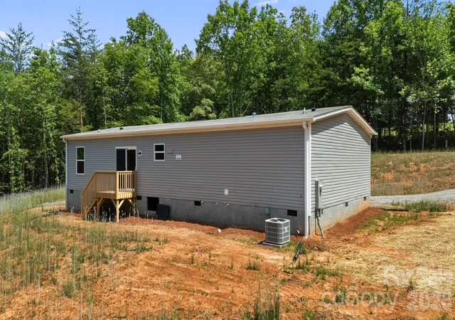 Homes for sale in Nebo, NC | 67 Vista Dr, Nebo, NC 28761 | MLS# 4389784