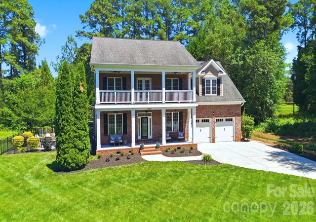 Photo 1 of Single family home for sale at 16000 Sunset Dr, Huntersville, NC 28078 | MLS# 4389802 | Listing updated on 2026-10-09