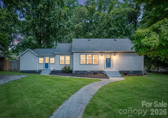 Photo 1 of Single family home for sale at 410 N Cannon Blvd, Kannapolis, NC 28083 | MLS# 4389804 | Listing updated on 2026-09-15
