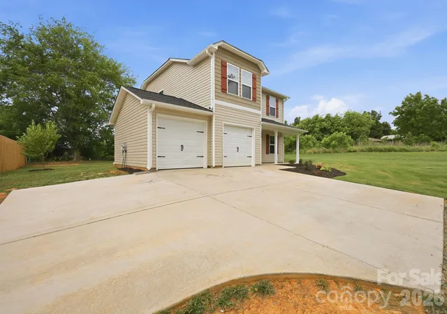 Photo 4 of Single family home for sale at 132 Billy Goat Ct, Lexington, NC 27292 | MLS# 4389805 | Listing updated on 2026-08-25