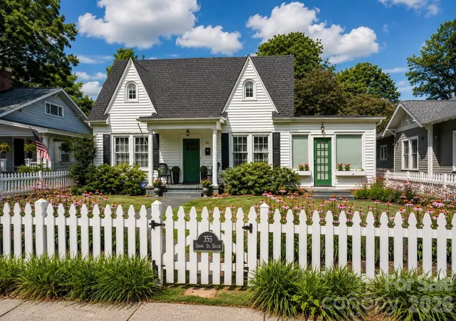 1st image of 355 Union St S, Concord, NC 28025 | MLS# 4389819