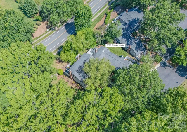 2nd image of 2705 Tiergarten Ln, Charlotte, NC 28210 | MLS# 4389849
