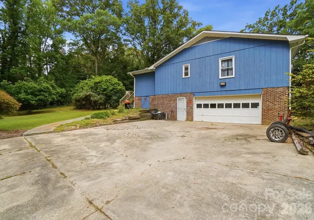 Homes for sale in Marshville, NC | 214 Griffin Ln, Marshville, NC 28103 | MLS# 4389855