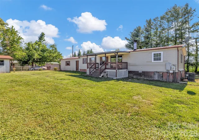 4th image of 133 Kristey Ln, Hendersonville, NC 28792 | MLS# 4389871