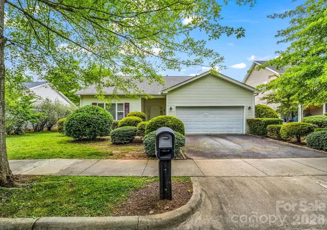 Single family home for sale at 6 Scottish Cir, Asheville, NC 28803 | MLS# 4389950