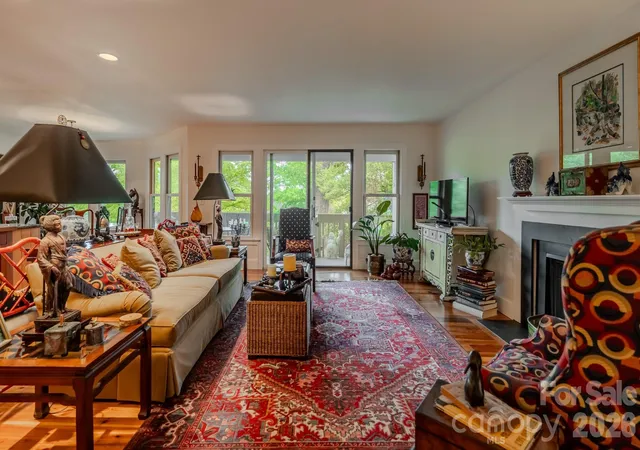 4th image of 77 Chestnut St, Tryon, NC 28782